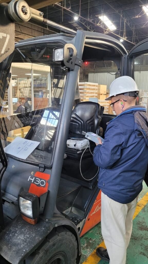 Medición de vibraciones en el puesto de trabajo